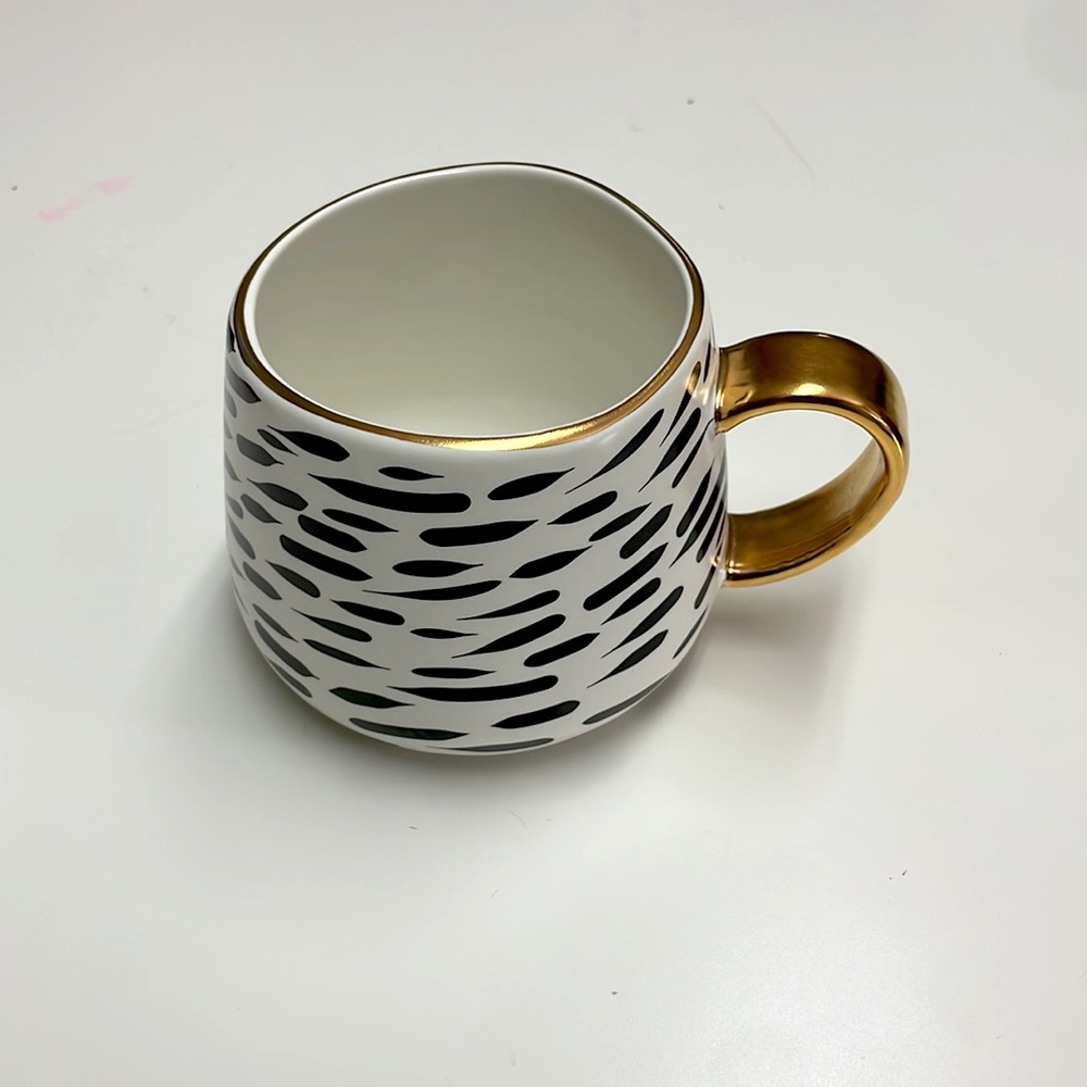 Rosanna Black, White & Gold mug.  BRAND NEW!